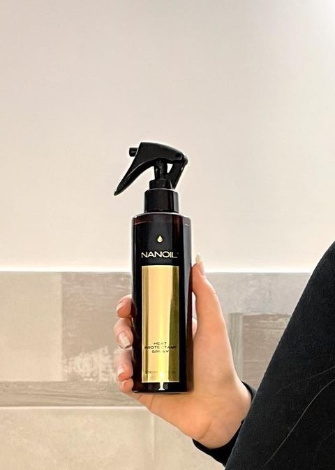 Spray termoochronny do włosów od Nanoil